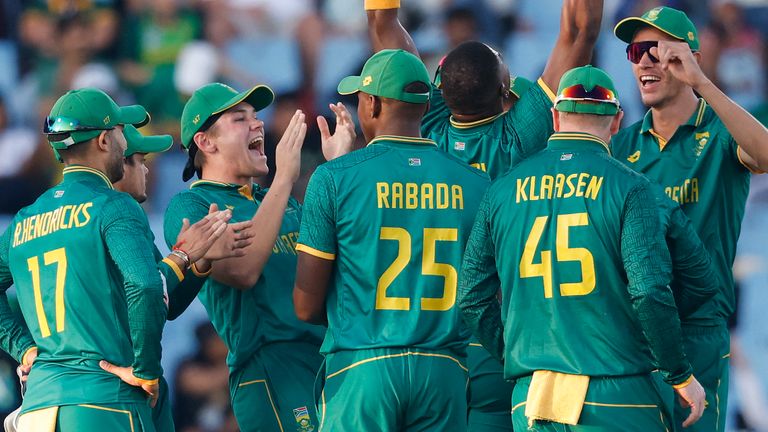 South Africa playing ODI cricket (Getty Images)