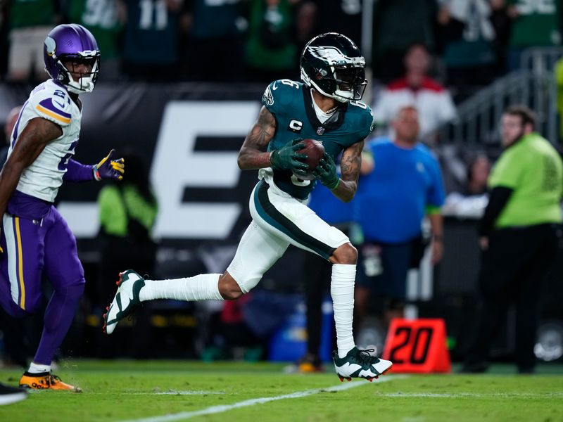 NFL Thursday Night Football: D'Andre Swift runs over Minnesota Vikings in Philadelphia  Eagles win as Justin Jefferson makes history