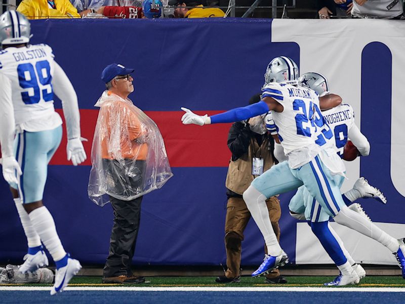 Points and Highlights: Dallas Cowboys 40-0 New York Giants in NFL