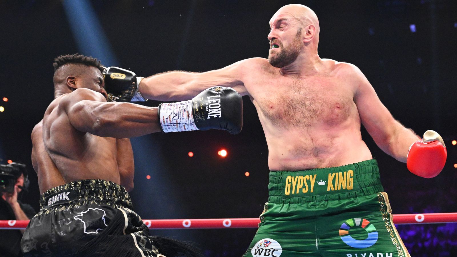 Tyson Fury Vs Francis Ngannou Heavyweight Champion Takes On Mixed Tyson Fury Vs Francis Ngannou Heavyweight Champion Takes On Mixed