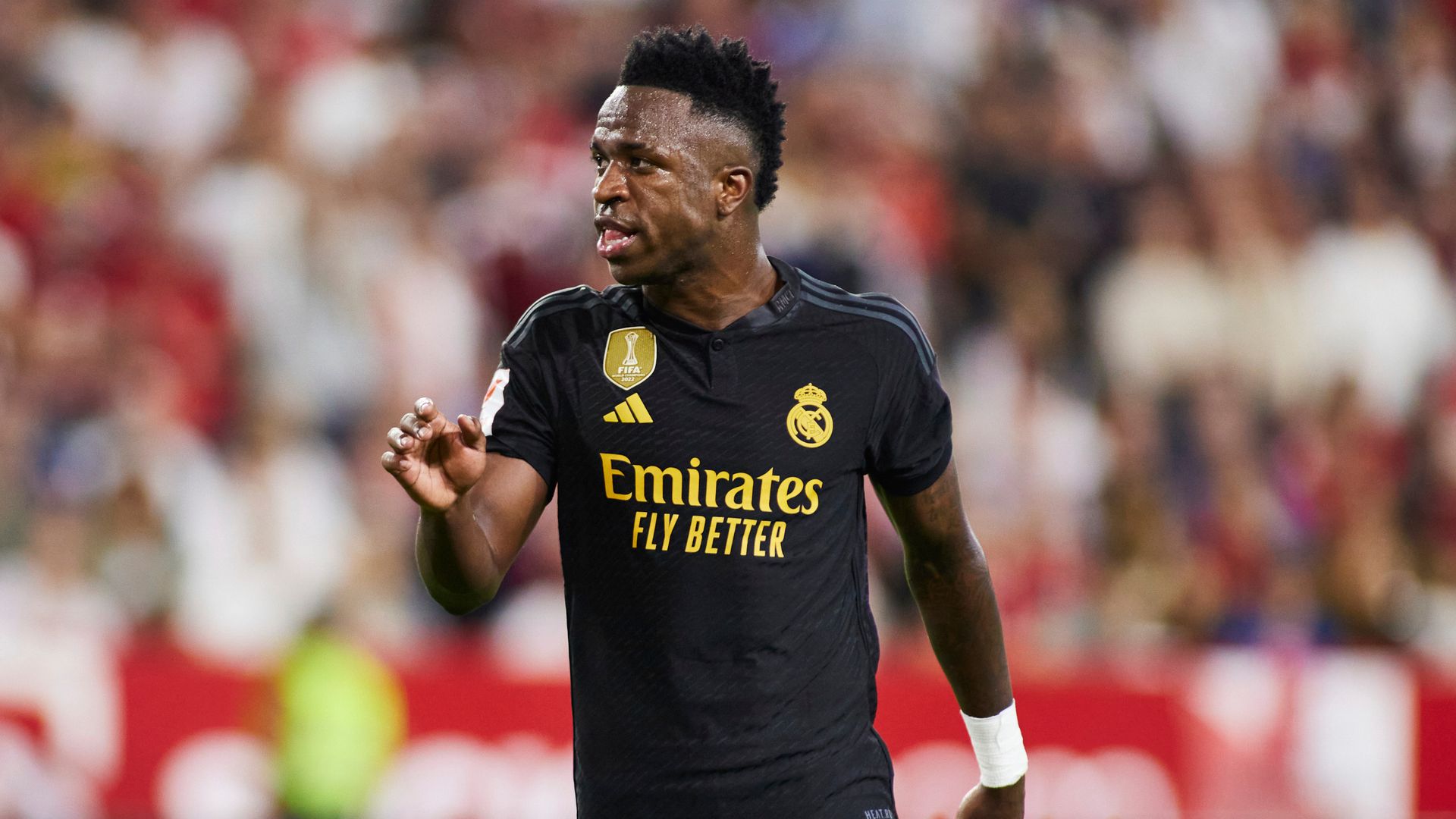 Vinicius Jr signs new Real Madrid contract until 2027