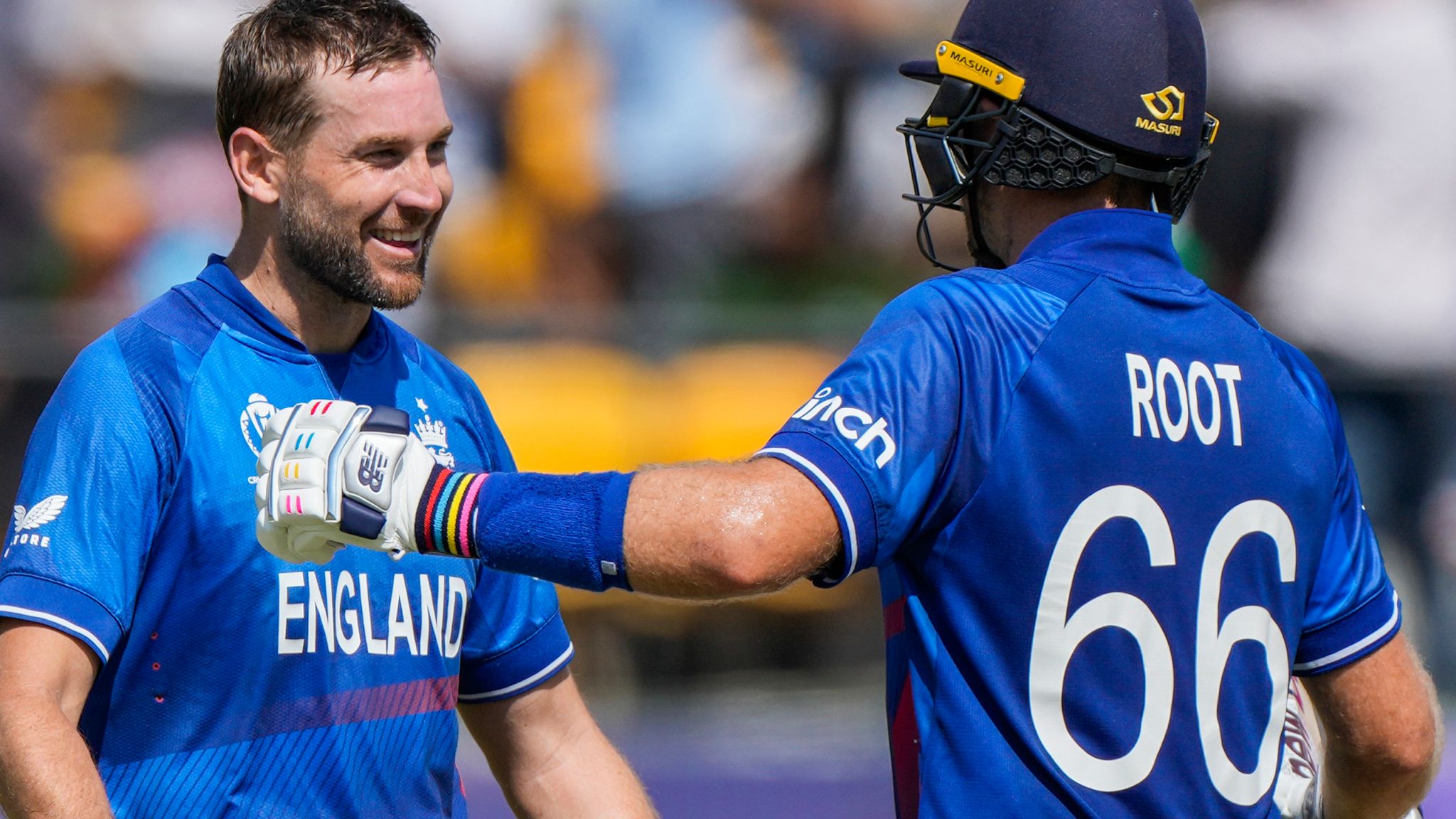 Cricket World Cup Dawid Malan and Joe Root in the runs for England but