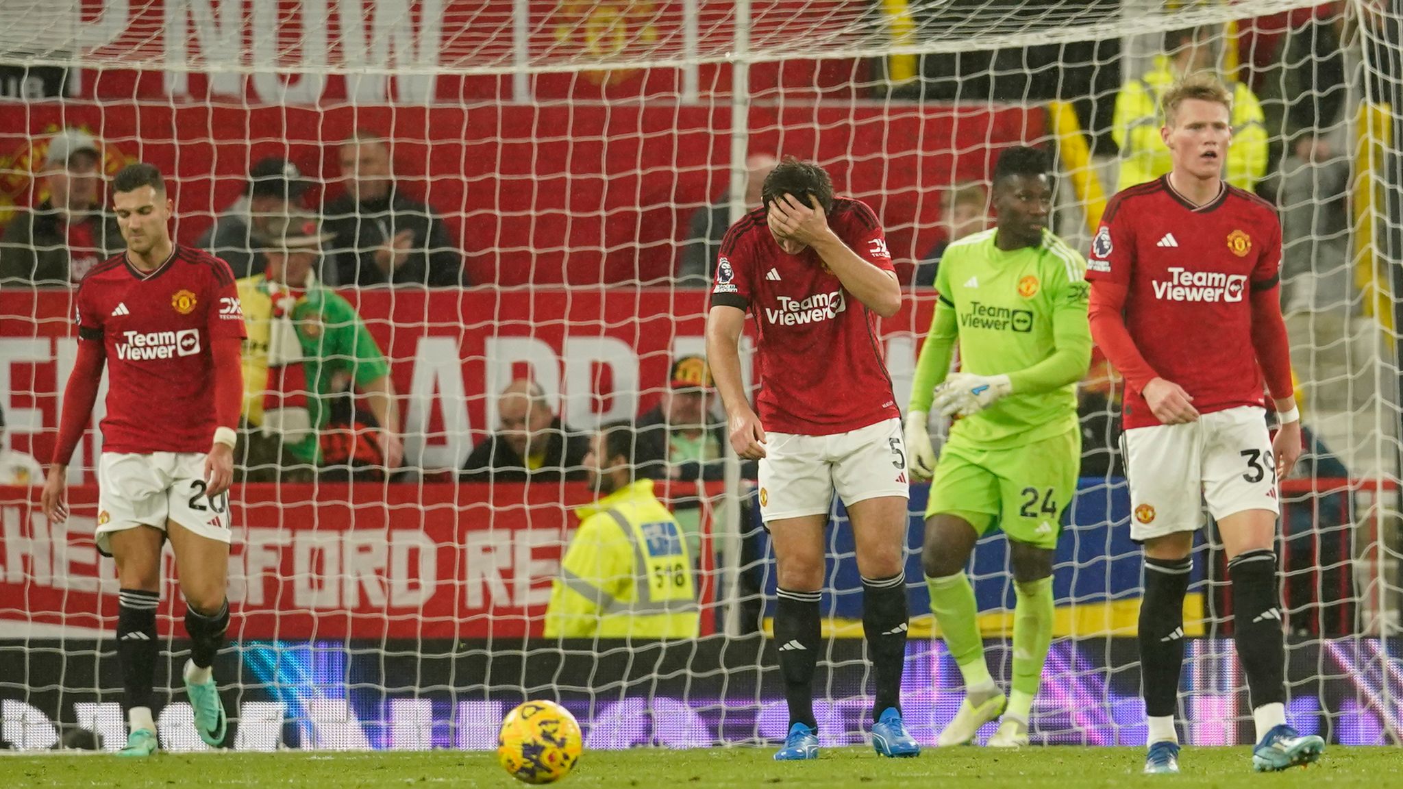 Man Utd 0-3 Man City: Gary Neville claims even the Class of 92 would  struggle in this Old Trafford environment | Football News | Sky Sports