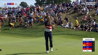 Fiery Thomas teases crowd with imaginary cap celebration