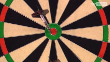 Wade moves clear with magnificent 121 checkout