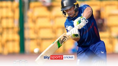 Bitesize Highlights: England on brink as Sri Lanka ease to victory