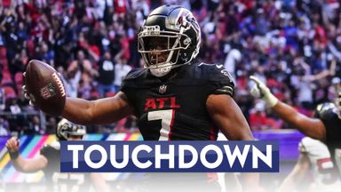 Atlanta Falcons players celebrate a touchdown by Atlanta Falcons