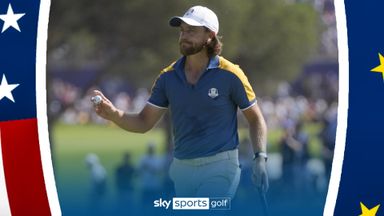 'He's fired everyone up!' | Fleetwood holes out from bunker! 