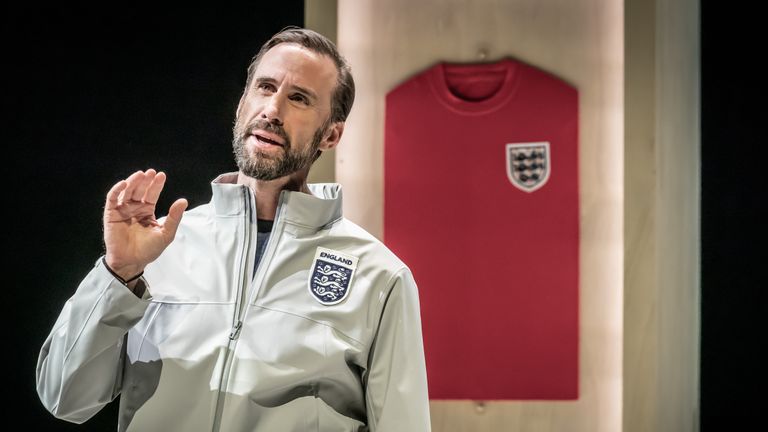 Actor Joseph Fiennes discusses his &#39;hero&#39; Gareth Southgate in &#39;Dear England&#39;