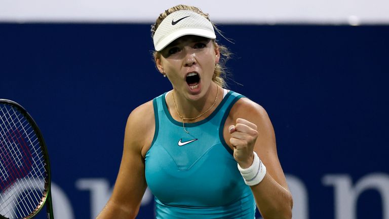 Katie Boulter of Great Britain reacts as she plays against Peyton Stearns during the third round of the US Open tennis championships, Saturday, September 2, 2023, in New York.  (AP Photo/Adam Hunger)