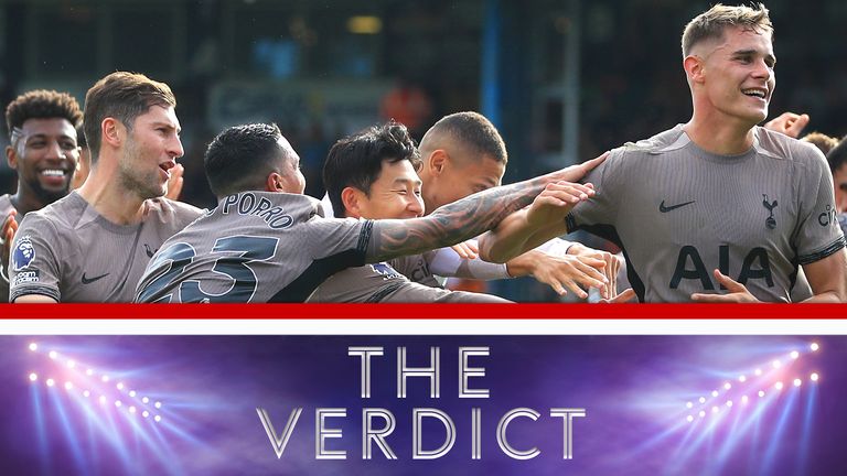 Tottenham Hotspur&#39;s Micky van de Ven (right) is congratulated by team-mates after the final whistle in the Premier League match at Kenilworth Road, Luton. Picture date: Saturday October 7, 2023.