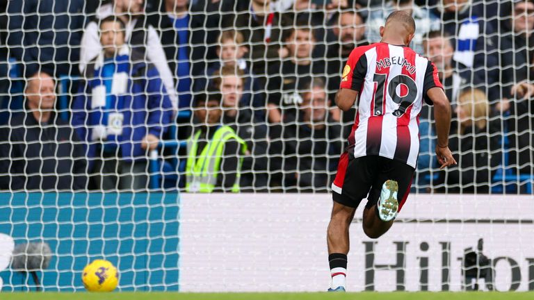 Bryan Mbeumo rolls the ball into an empty net to give Brentford a 2-0 lead against Chelsea