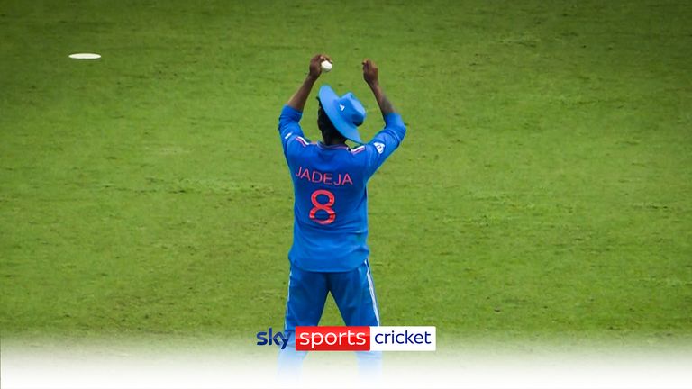 Ravindra Jadeja takes a stunning catch at the Cricket World Cup