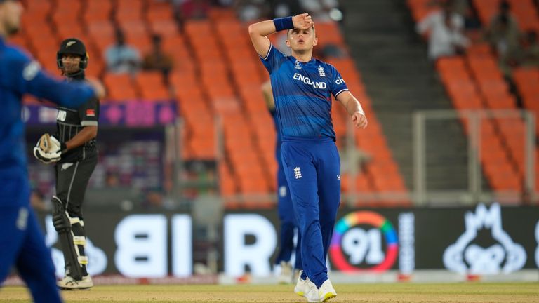 England's Sam Curran took three wickets in the second ODI match after a poor start to the series