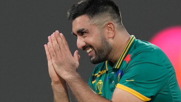 South Africa&#39;s Tabraiz Shamshi celebrates the dismissal of Pakistan&#39;s Shaheen Shah Afridi during the ICC Men&#39;s Cricket World Cup match between South Africa and Pakistan in Chennai, India, Friday, Oct. 27, 2023. (AP Photo/Mahesh Kumar A.)