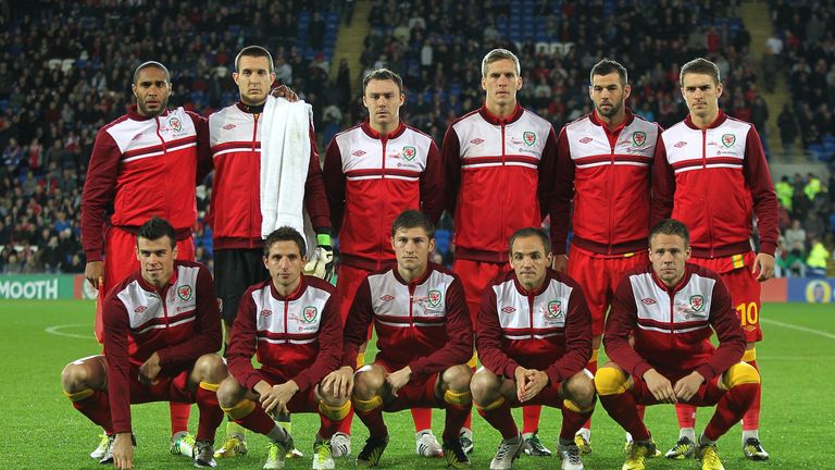 Ben Davies (bottom row, centre) pictured ahead of his international debut against Scotland in 2012