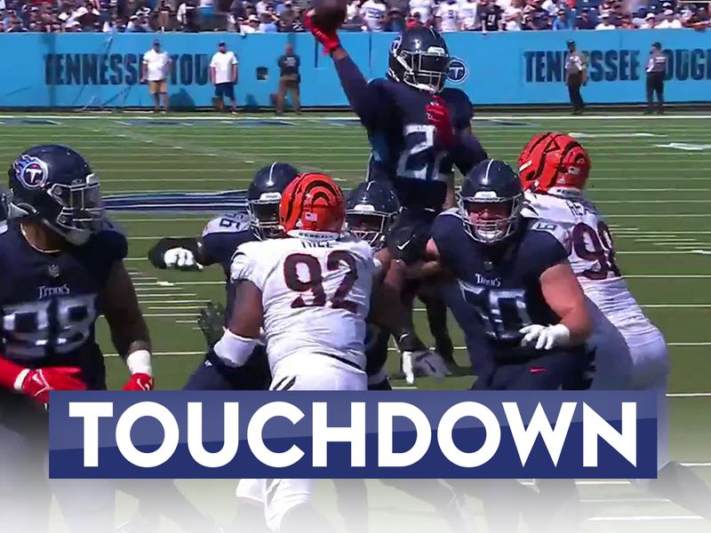 Henry runs for TD, throws for score as Tennessee Titans rout