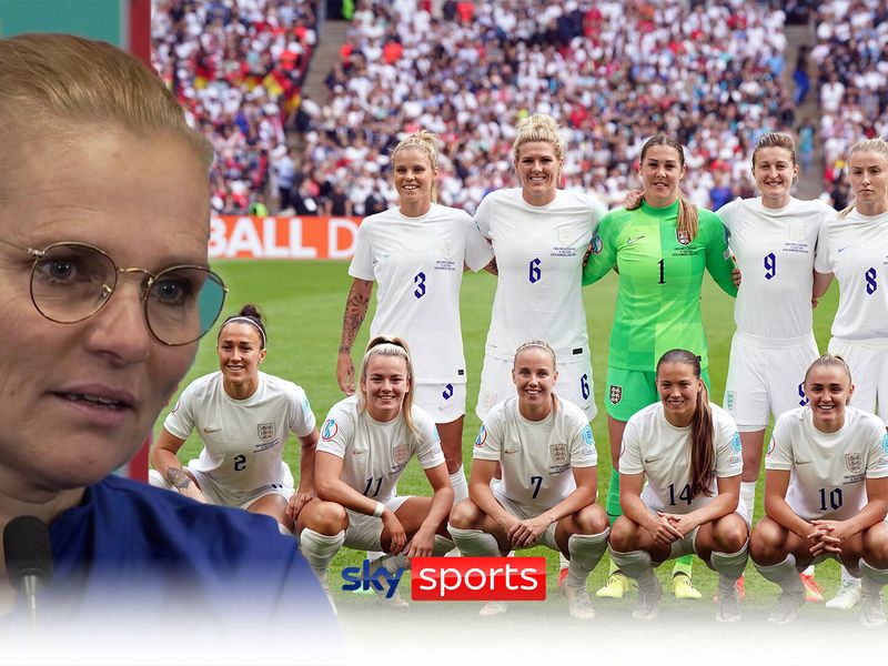 Arsenal Women acknowledge lack of diversity in team photo