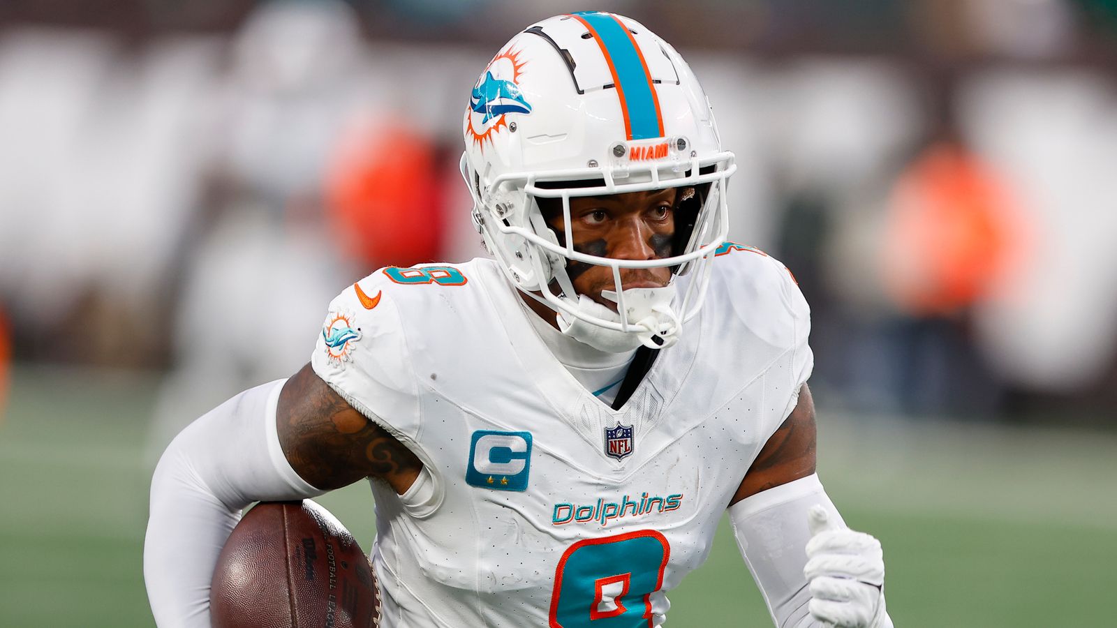 Miami Dolphins 34-13 New York Jets: Jevon Holland scores Hail Mary pick-six while Raheem Mostert rushes for two touchdowns | NFL News