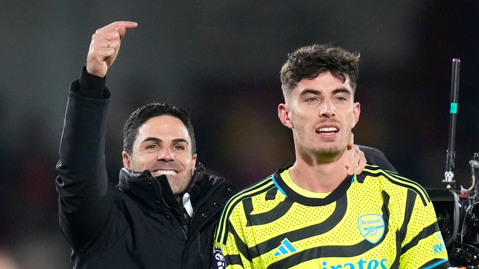 Brentford 0-1 Arsenal: Kai Havertz scores late header to send Gunners