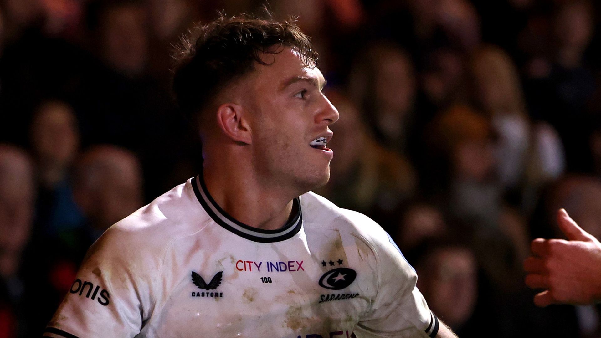 Six-try Saracens thump Harlequins as Leicester earn first home win