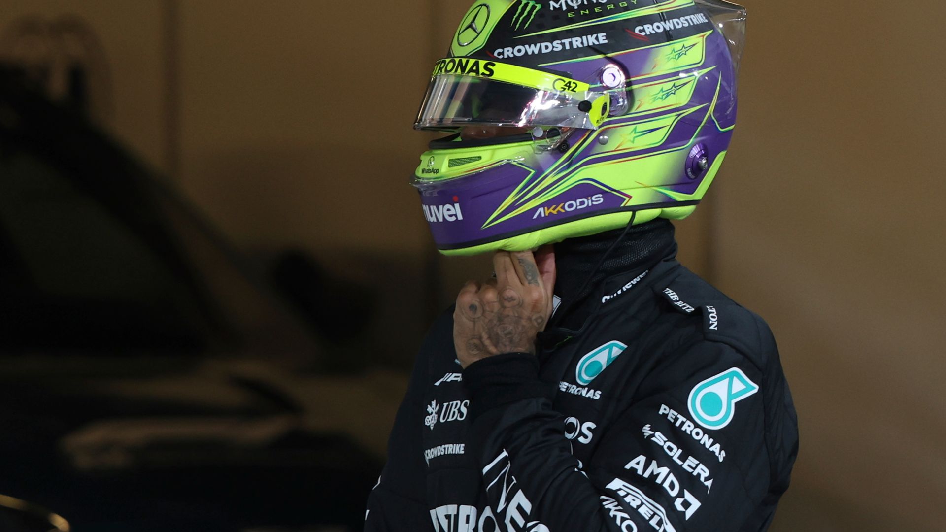 Hamilton doesn't 'have any answers' after fresh qualifying setback