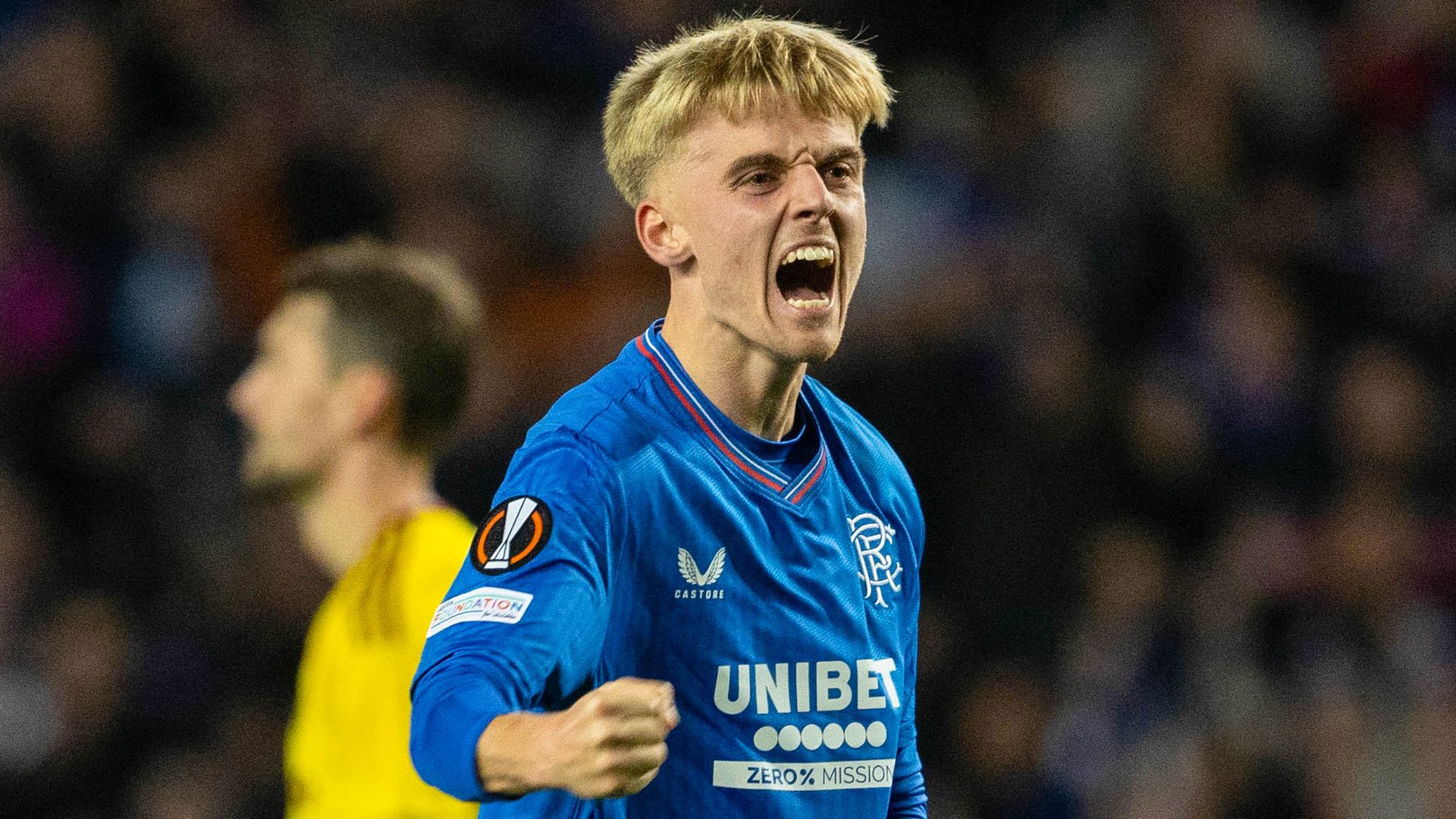 McCausland signs new Rangers deal until 2027