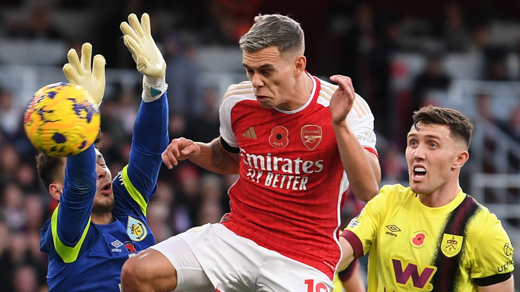 Arsenal 3 1 Burnley Gunners Beat Clarets To Go Second In The Premier