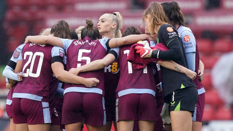 Aston Villa take part in a team talk ahead of the second half during the Barclays Women&#39;s Super League match at the Poundland Bescot Stadium, Walsall. Picture date: Saturday November 4, 2023.