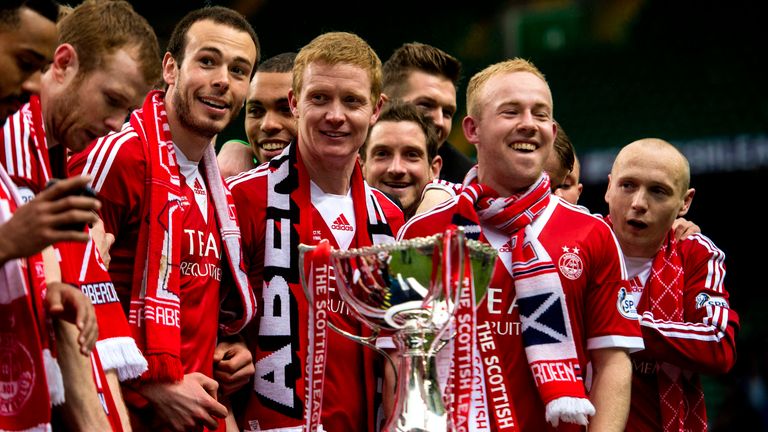 Barry Robson won the League Cup with Aberdeen in 2014