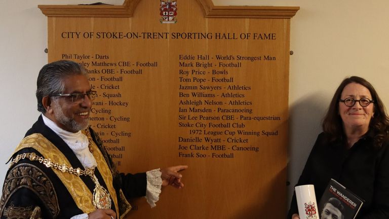 The London Mayor of the City of Stoke-on-Trent Majid Khan appoints Frank Soo to the Sporting Hall of Fame, alongside Frank&#39;s great niece Jacqui Soo