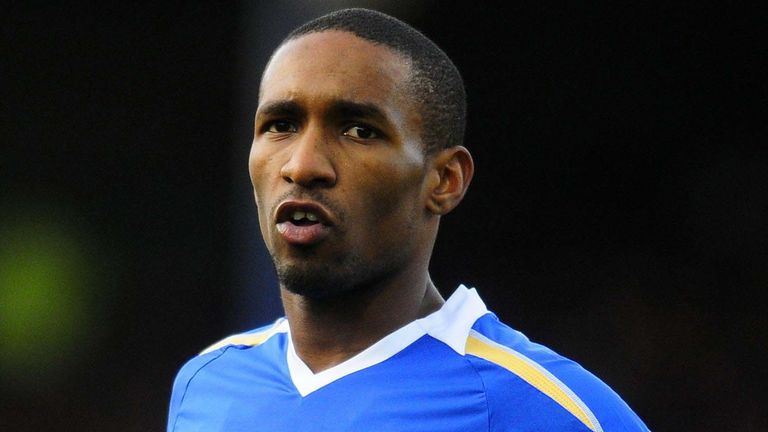 Portsmouth&#39;s Jermain Defoe during the Barclay&#39;s Premier League match at Fratton Park, Portsmouth. PRESS ASSOCIATION Photo. Picture date: Saturday February 2, 2008. Photo credit should read: Alan Crowhurst/PA Wire...RESTRICTIONS: Use subject to restrictions. Editorial print use only except with prior written approval. New media use requires licence from Football DataCo Ltd. Call +44 (0)1158 447447 or see www.paphotos.com/info/ for full restrictions and further information. 