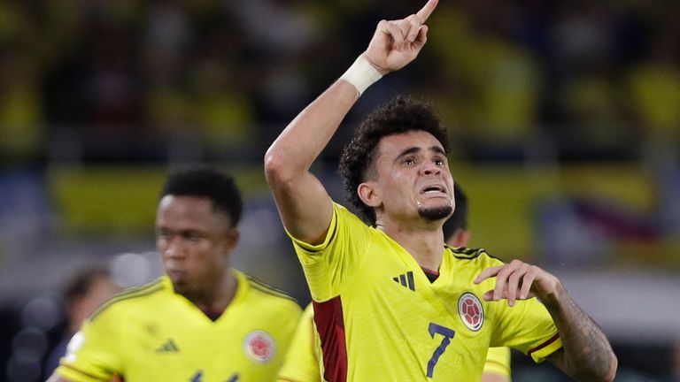 Colombia's Luis Diaz celebrates scoring his side's second goal against Brazil during a qualifying soccer match for the FIFA World Cup 2026 at Roberto Melendez stadium in Barranquilla, Colombia, Thursday, Nov. 16, 2023. (AP Photo/Ivan Valencia)