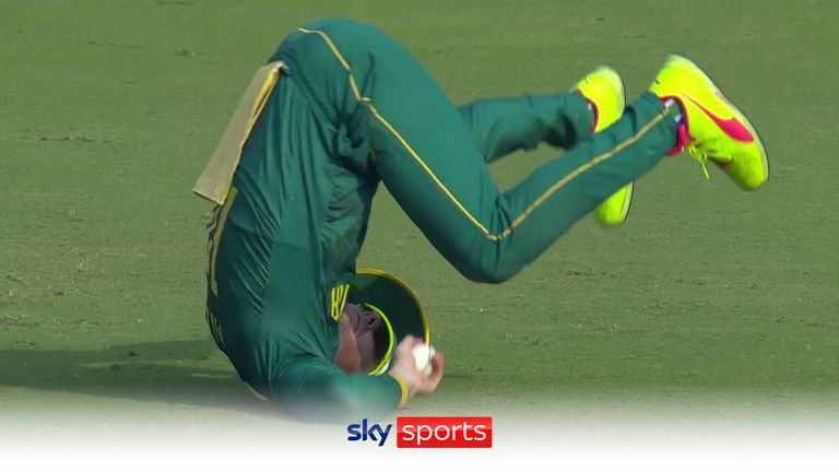 David Miller makes a catch off his face at the Cricket World Cup