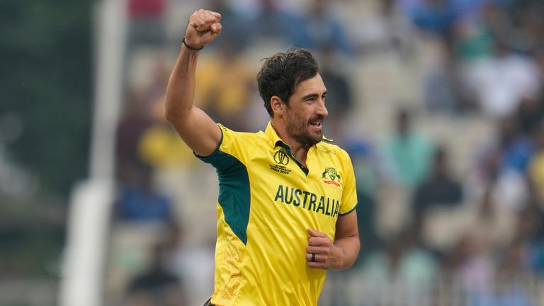 Australia's Mitchell Starc celebrates the wicket of South Africa's captain Temba Bavuma during the ICC Men's Cricket World Cup second semifinal match between Australia and South Africa in Kolkata, India, Thursday, Nov.16, 2023. (AP Photo/Aijaz Rahi)