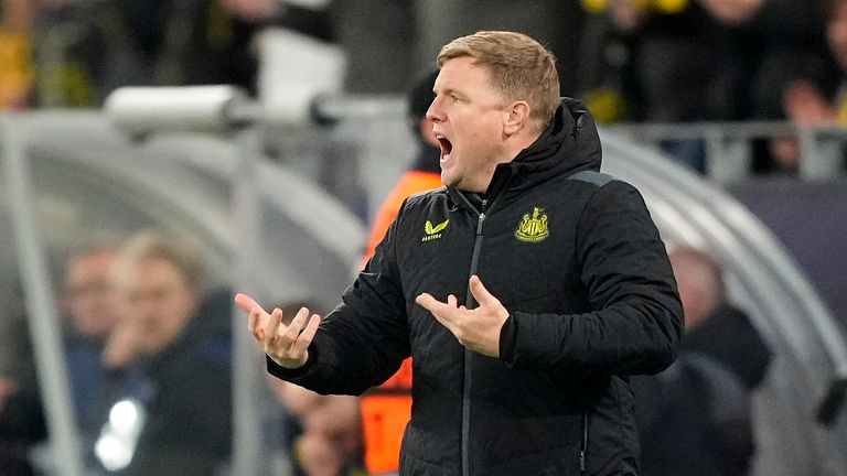 Newcastle&#39;s head coach Eddie Howe reacts during the Champions League Group F soccer match between Borussia Dortmund and Newcastle United in Dortmund, Germany, Tuesday, Nov. 7, 2023