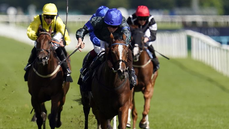 Spangled Mac on his way to victory at Newbury in August