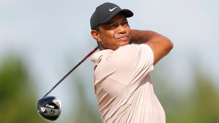 Tiger Woods shot a three-over75 on his comeback at the Hero World Challenge