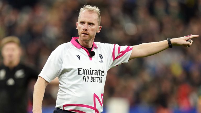 Wayne Barnes: Rugby World Cup final referee and record-breaker announces  retirement from officiating | Rugby Union News | Sky Sports
