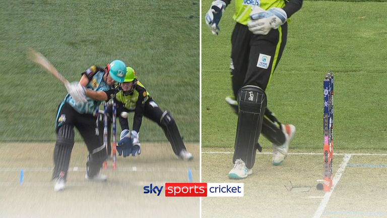 There was a bizarre moment in the WBBL clash between brisbane heat vs sydney thunder after a delivery crashed into the stumps of Jess Jonassen but the bails stay on.