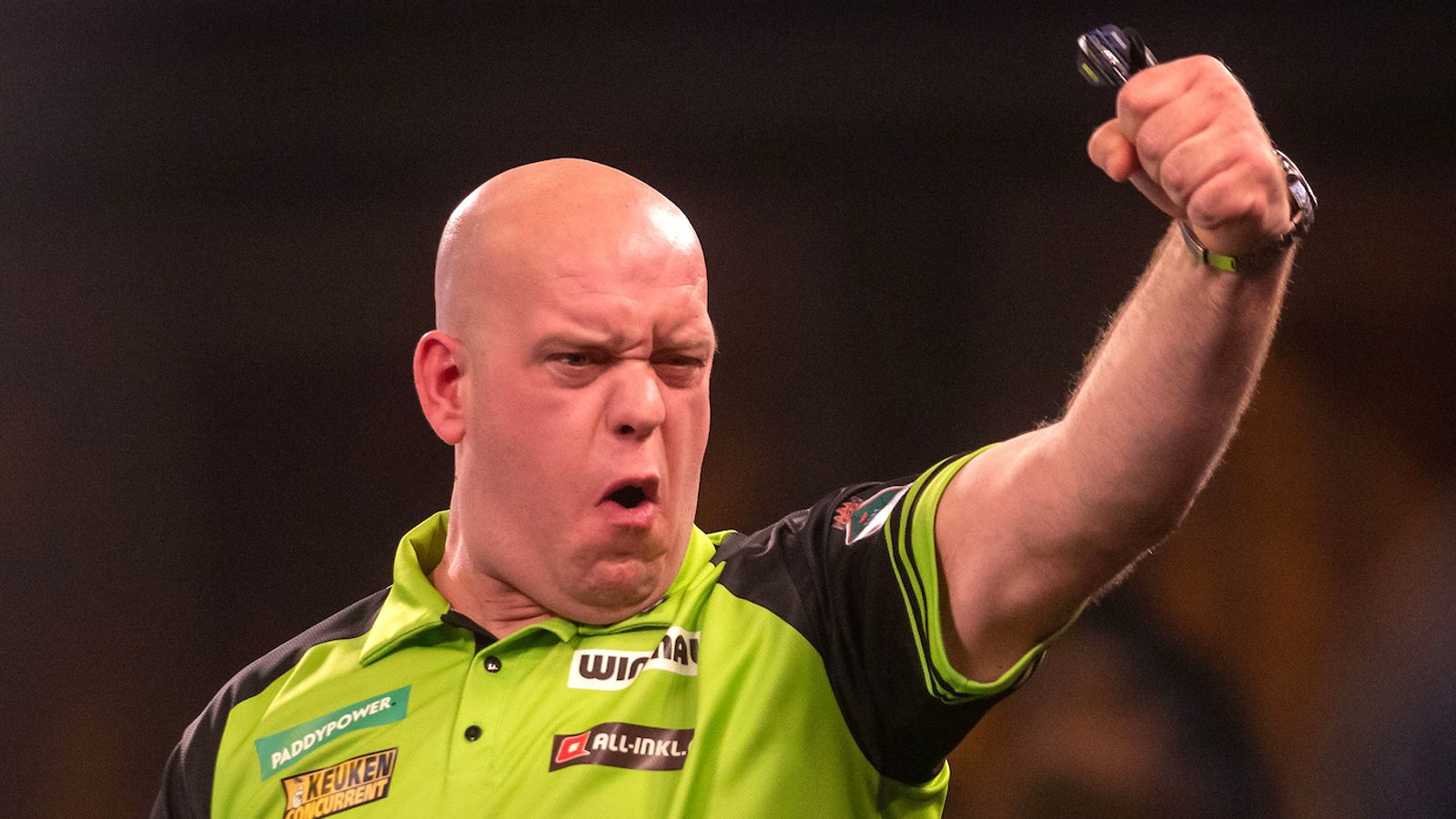 World Darts Championship: Michael van Gerwen cruises to victory as ...