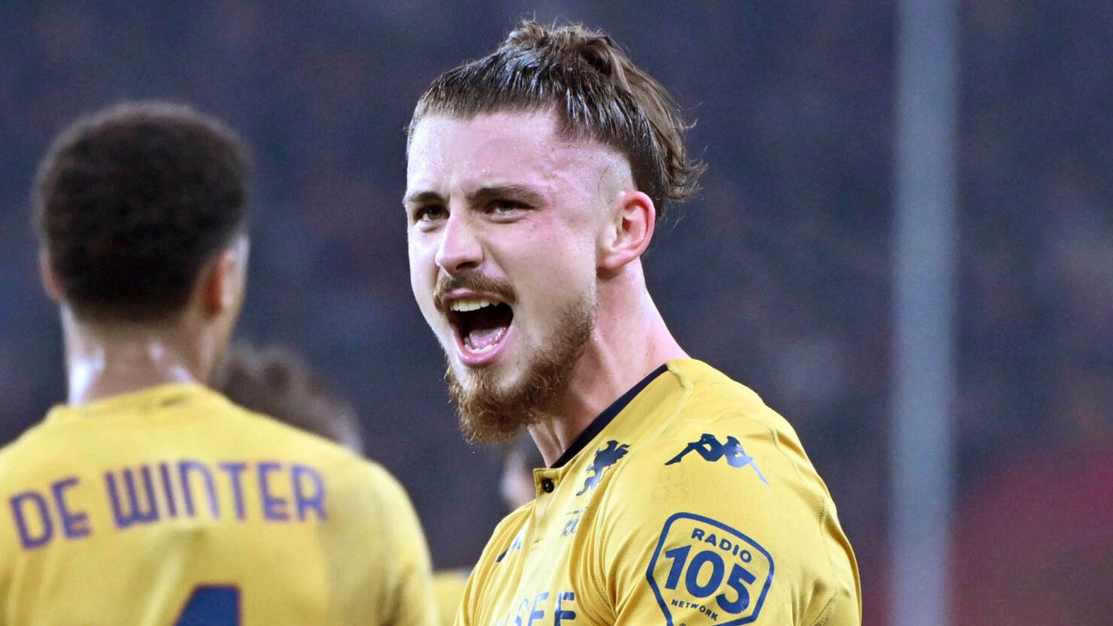 Radu Drăgușin: Tottenham a încheiat semnarea fundașului României de la Genoa într-o afacere în valoare de 26,7 milioane de lire sterline |  Noutăți Centrul de Transport