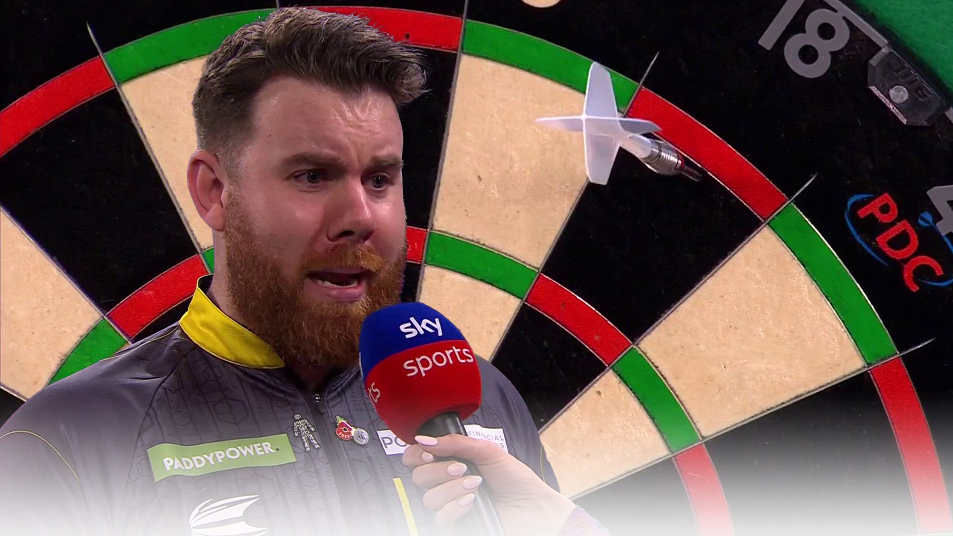 Williams 'FUMING' at double 18 for nine-dart near miss!