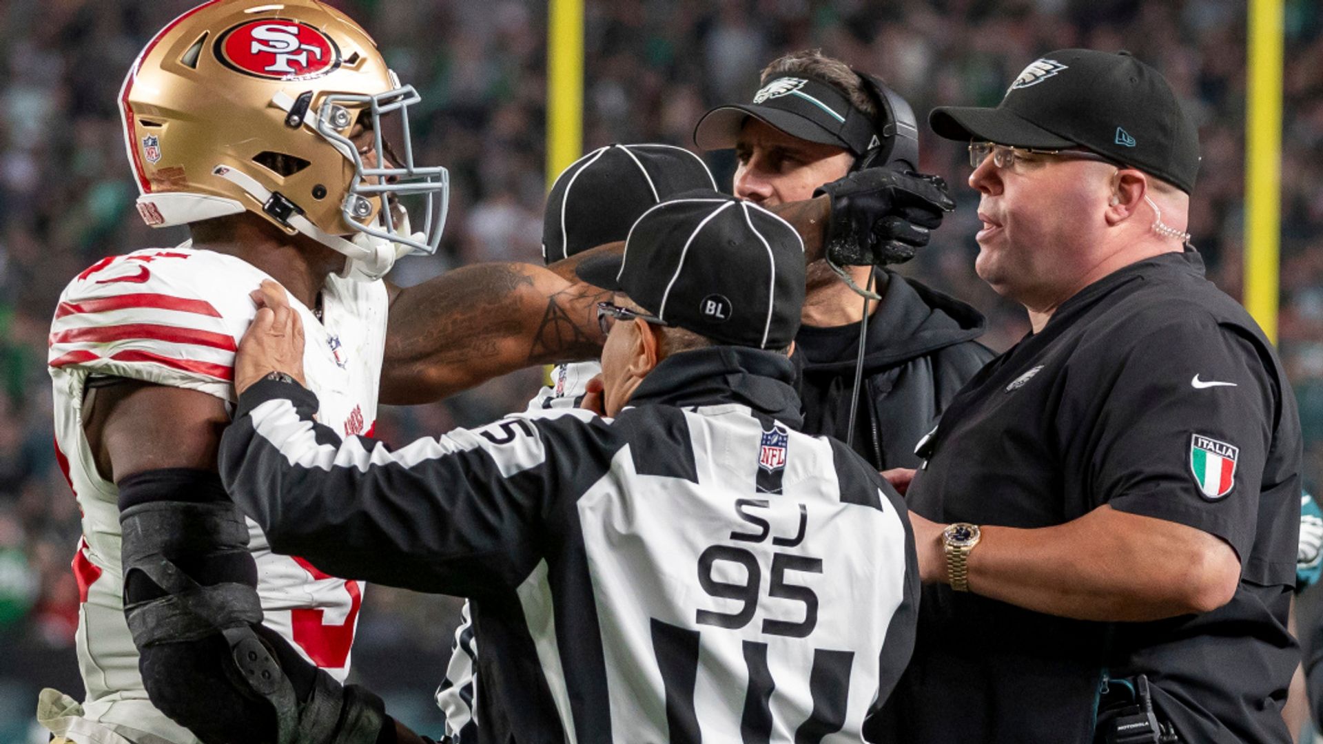 49ers' Greenlaw: Apologies exchanged with Eagles security chief after clash