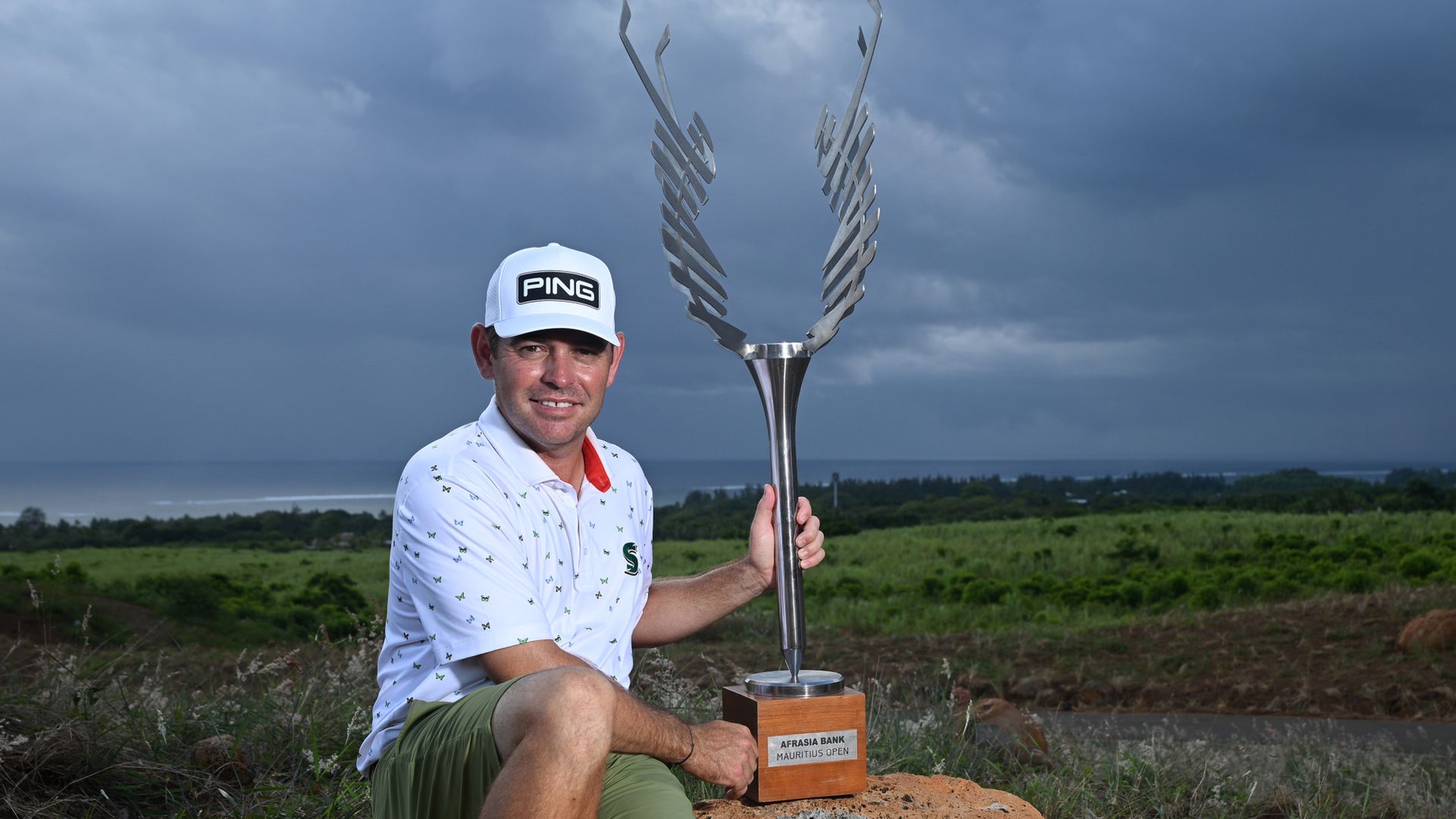 Oosthuizen claims back-to-back DP World Tour wins