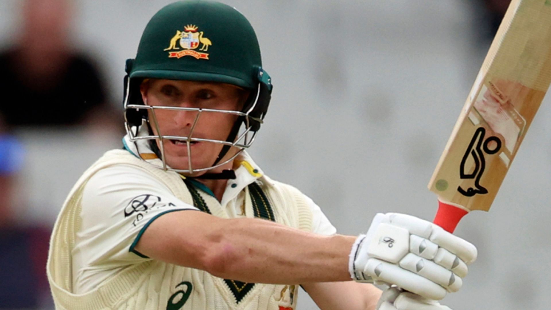 Australia restricted to 187-3 against Pakistan after heavy rain