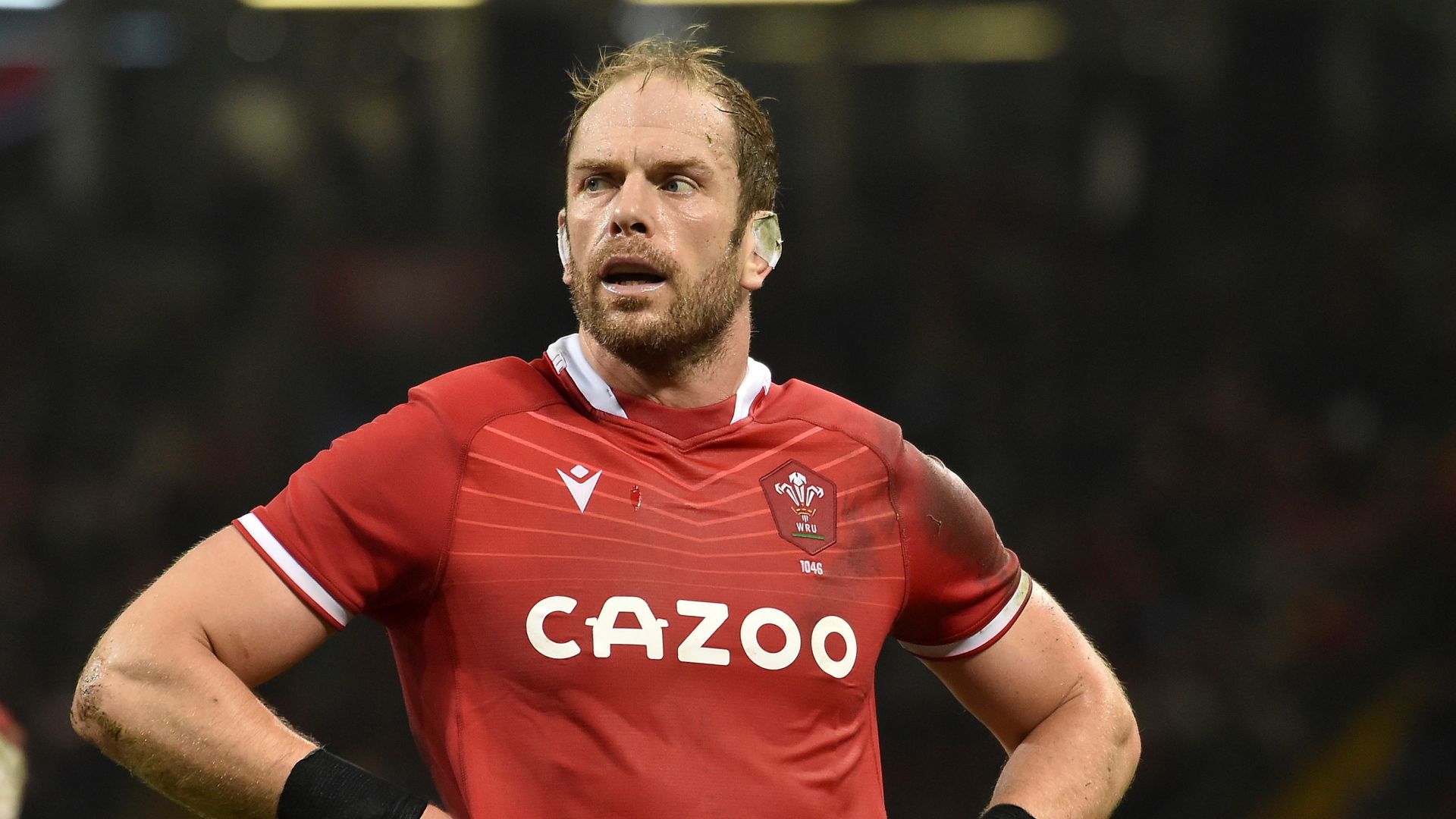 Wales rugby legend Jones reveals heart condition