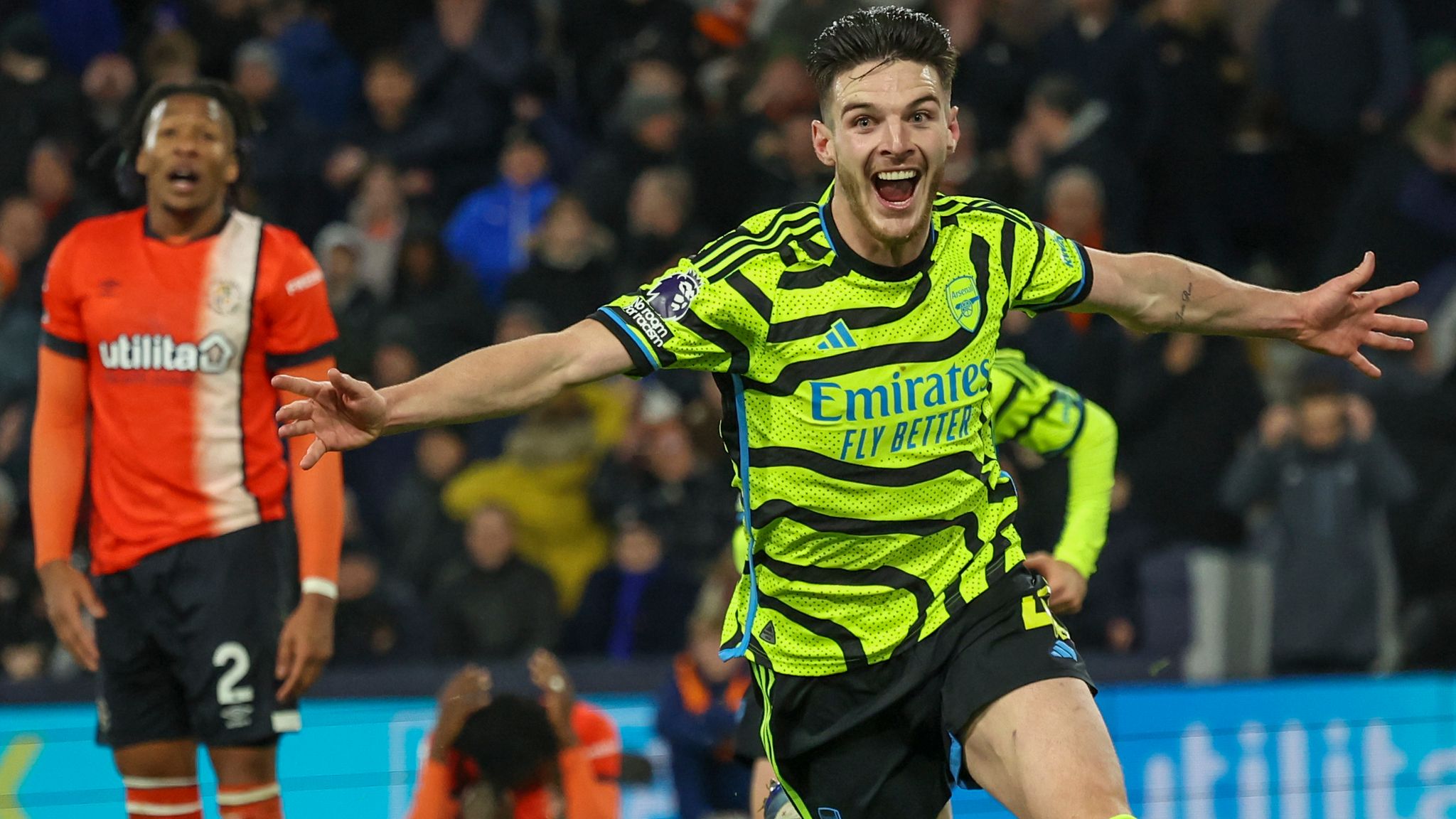 Luton Town vs Arsenal highlights: Late Declan Rice winner keeps Gunners top  of the table 