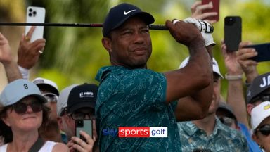 'He's on his way' | Woods' impressive start to second round