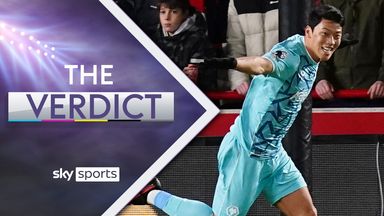 The Verdict: Brentford shoot themselves in the foot | Hwang impressive